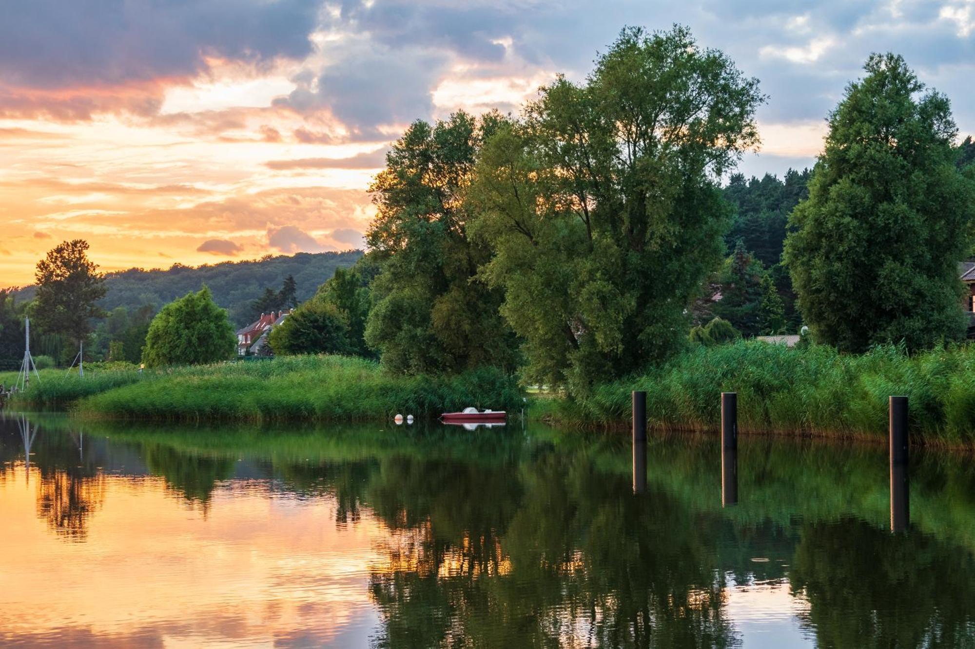 Villa Manatee Mit Sauna Und Fitness Зеллин Экстерьер фото